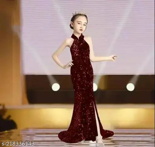 Embellished net polyester sleeveless kids western gown, fashionable for 4-5, 5-6, 8-9, 9-10, 10-11, 11-12 years old, India origin