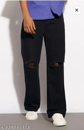 Men's black denim knee-cut jeans, solid pattern with a 28" waist, 35" hip, and 40" length