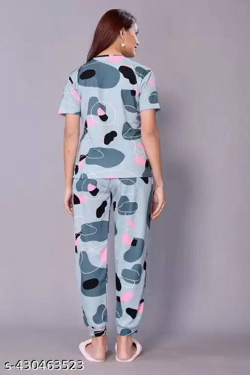 Cotton blend coord set women's printed pyjama top and t-shirt bottom set, two sizes available - S (36in bust, 34in length) and XL (42in bust, 40in length)
