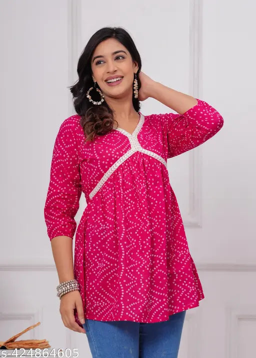 Pink cotton tunic for women, Rani style, three-quarter sleeves, printed net, XS (34in bust, 28in length). Indian Lahriya print summer wear