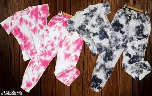 Polycotton night suit combo top & bottom set, short-sleeved dyed/washed net pajamas for men, made in India