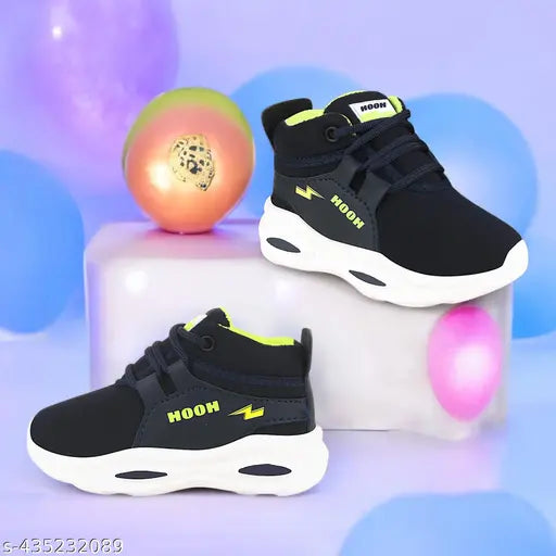 Blue and green canvas sneakers for boys and girls, stylish able sports shoes with lace-up fastening, ideal for daily wear and children's activities