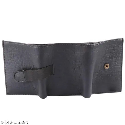 PU leather formal/casual wallet, trendy & fashionable, 2 compartments, free size (11cm x 9cm), modern accessory