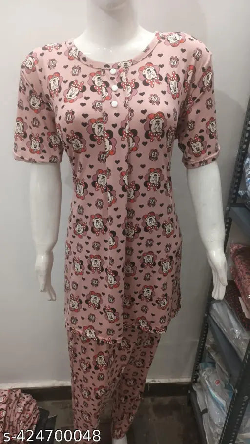 Plus size cotton nightsuit, 3XL & 4XL, printed long top with pocket, hip-covering length, side slits. Imported Korean Lycra fabric, comfortable elastic waistband, round neck closure. Nightwear for plus size ladies, ideal for sleepwear