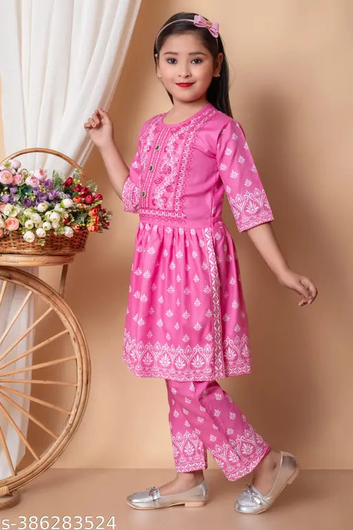 Girls printed rayon Naira set, A-line pyjamas for summer wear, 9-10 years girls clothing