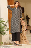 Women's rayon Zig Zag straight Kurta & plazzo set with three-quarter sleeves, Indian printed design on display, size M (bust 38in), suitable for party or formal wear