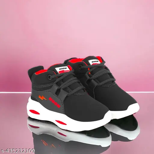 Blue canvas and rubber sports shoes for kids, stylish and trendy, with lace-up fastening. Perfect for daily wear, breathable, and washable. Ideal for boys and girls aged 2 to 12 years. Made in India