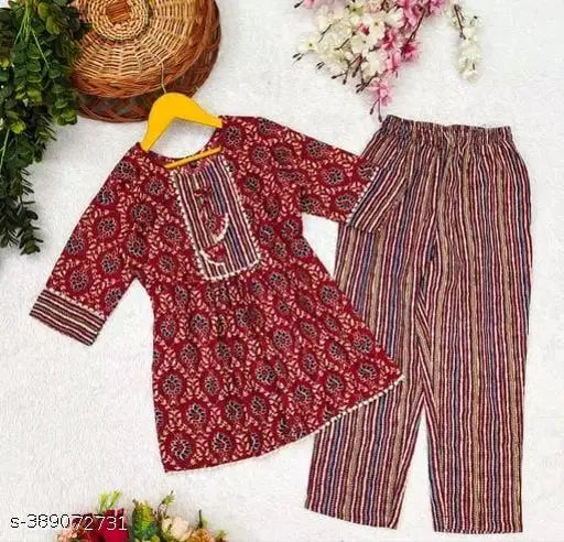 Girls' printed cotton coord set, three-quarter sleeves, round border lace, India origin