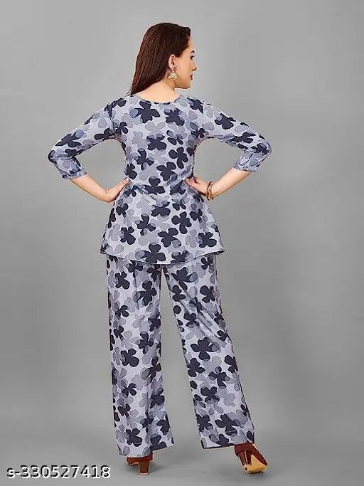 Crepe tunic top with palazzo pants, elastic waistband, 3/4 sleeves. Indian-made, stylish outfit for women