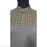 Short-sleeve cotton colorblocked T-shirt, size M, 7" sleeve length