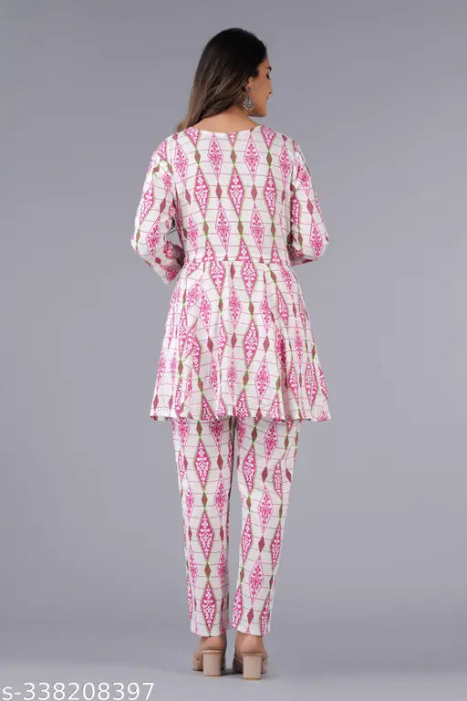 Rayon night suit set, printed pattern, super combed cotton material. Women's sleepwear for various sizes: S-XXL, soft and breathable pyjamas