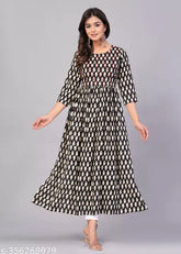 Black Viscose Rayon Naira Cut Kurta (S-XXL), printed floral design for women