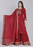 Trendy refined cotton kurta set with dupatta and bottomwear, embroidered, three-quarter sleeves. Women's Indian fashion wear on mannequin, low price original. Sizes: M (38in bust), L (40in bust), XL (42in bust), XXL (44in bust), XXXL (44in+). India origin