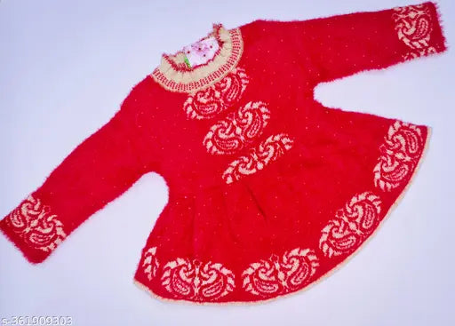 Comfortable long-sleeve printed net wool sweater for girls, aged 12-18 months. Made in India