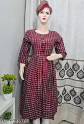Maroon woolen check kurti for winter, 3/4 sleeve, casual or formal wear, high-quality wool fabric
