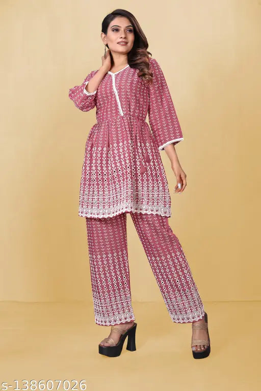 New Designer cotton set for women, short-sleeved top and bottom, Indian designer fashion on model