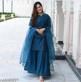 Rayon fashion kurta with printed combo, three-quarter sleeves, S-XXXL sizes. India-made NORA rayon kurti set with dupatta and sharara