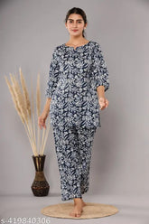 Cotton printed night suit for women, Nunchii brand, XL size with three-quarter sleeves