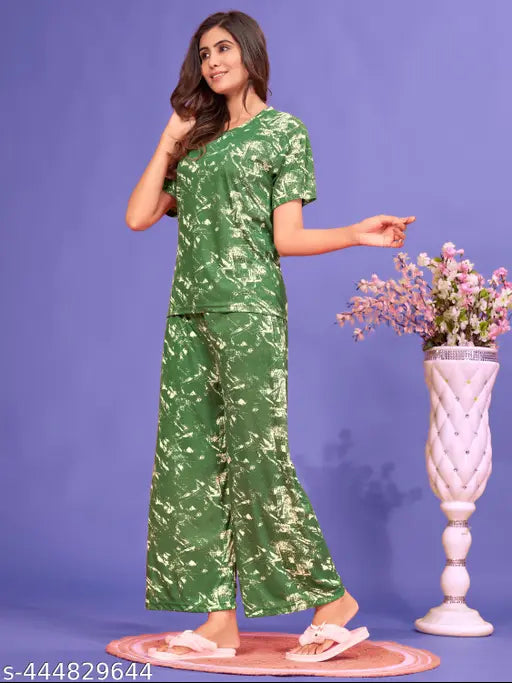 Imported printed coords set: Women's night suit & dress in polyester, loose-fitting with elastic waistband & adjustable straps, cotton & linen blend, Indian origin