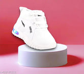 EVA, lightweight LED casual shoes for kids (T61White). Breathable mesh, color-changing lighting effect, comfortable and durable