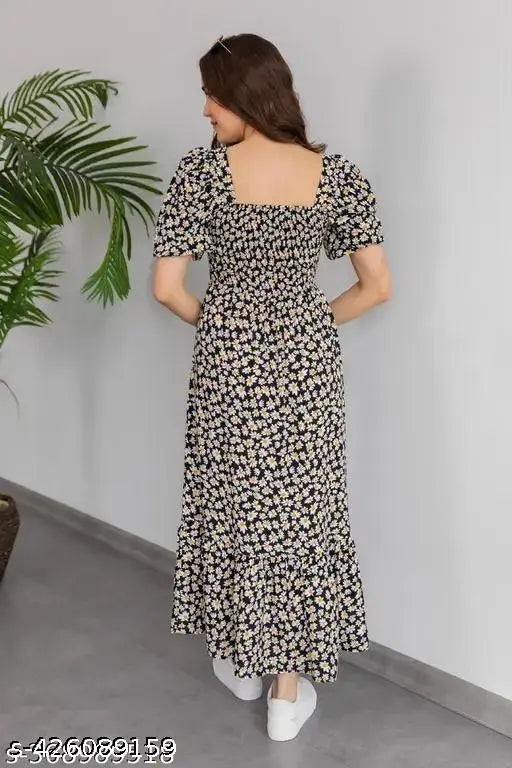 Classy printed crepe dress, three-quarter sleeves. Women's fashion from India, size XS to XL