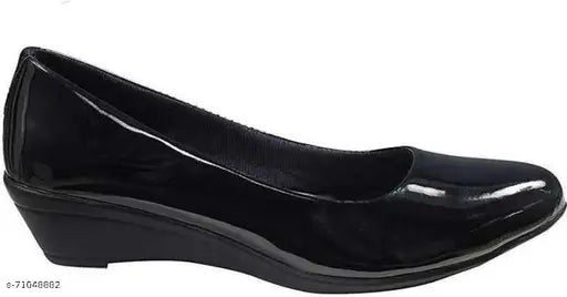 Patent leather slip-on ballerinas by Toshina Shoes King - comfortable women's King Bellies feeling stylish, India origin