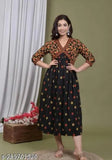 Rayon three-quarter sleeve printed middy kurti, vibrant Indian fashion for women