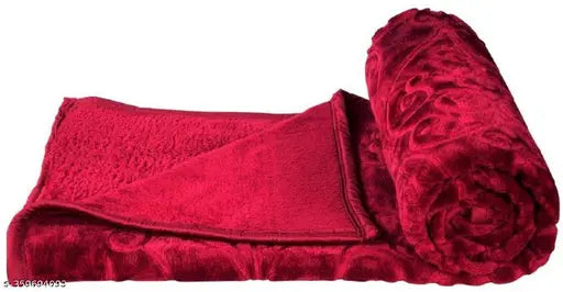 Red microfiber mink blanket, soft and lightweight for heavy winter, double bed size