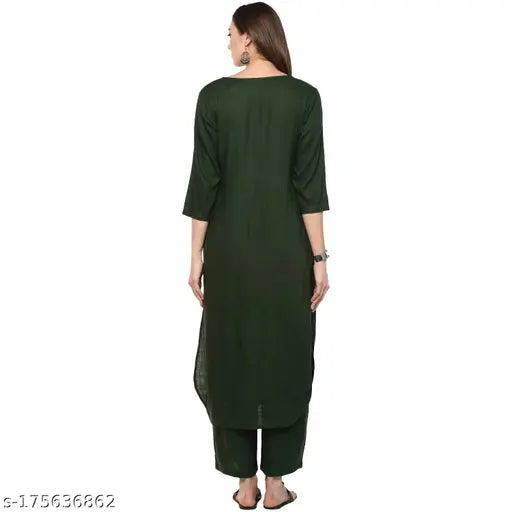 Green Rayon Kurta and Plazzo set for Women, solid color, three-quarter sleeves, India origin