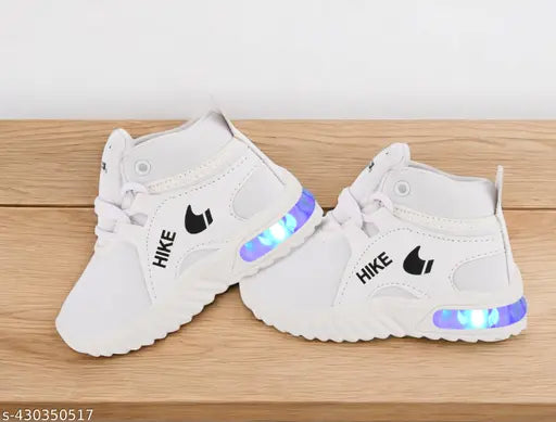 Trenszio LED Shoes T61White: Breathable, lightweight, color-changing LED footwear for babies. Perfect choice for outdoor/indoor play. Made in India, suitable sizes: 12-18 Months - 4.5-5 Years