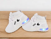 Trenszio LED Shoes T61White: Breathable, lightweight, color-changing LED footwear for babies. Perfect choice for outdoor/indoor play. Made in India, suitable sizes: 12-18 Months - 4.5-5 Years