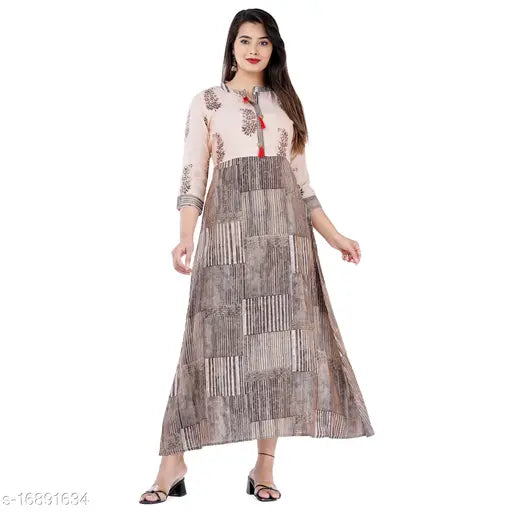 Women's muslin flared printed kurti, three-quarter sleeves, vibrant Indian print - M (Bust 38in, Length 47in)