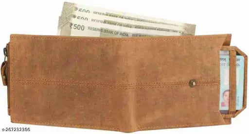 Solid brown genuine leather men's wallet with zipper and RFID protection, featuring 2 compartments and a chain pocket. Ideal for travelers and busy individuals