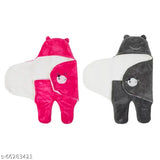 Microfiber hooded baby blanket combo pack, soft and warm for mild winter, cartoon print design, ideal for swaddling newborns (2 pieces)