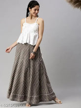 Floral printed cotton skirt for women, comfortable, trendy design - perfect addition to fashion collection