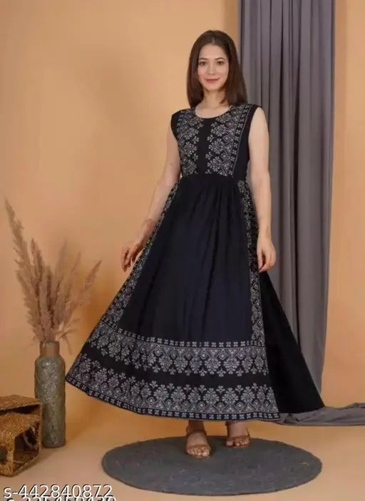 Black viscose rayon sleeveless printed combo top, XS size from India