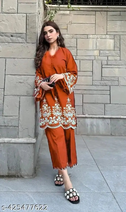 Viscose rayon embroidered Pakistani kurta set, beautiful lace detailing on sleeves and border. Stylish ready-to-wear ethnic clothing for festive or daily wear, handcrafted in India