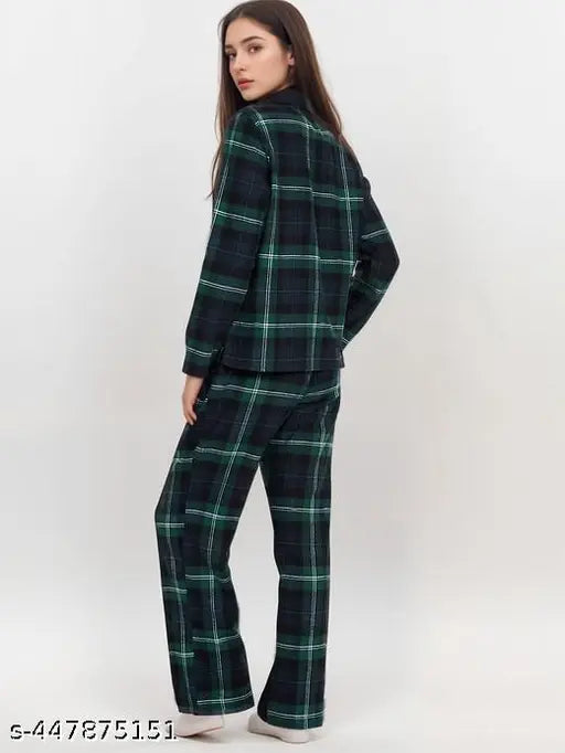 100% cotton flannel lounge set in check pattern, long sleeves for cozy lounging at home (M-6XL)