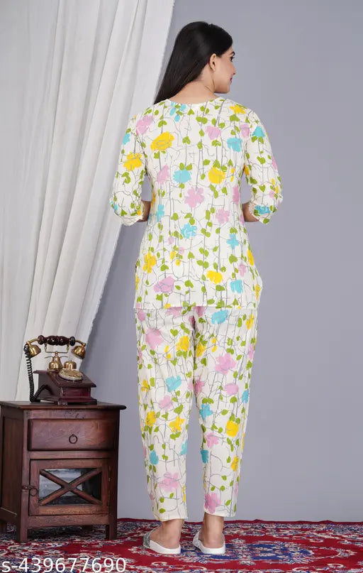 Women's cotton printed night suit top and pajama set, three-quarter sleeves with colorful pattern on Indian-made cotton fabric