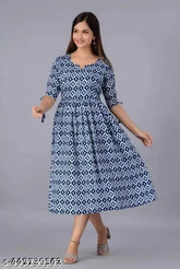 Daily wear women's cotton kurti, three-quarter sleeves, printed pattern, XS - XXL sizes, made in India
