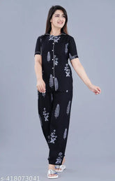 Printed rayon pyjamas set, C7NSBlack with short sleeves and varying sizes from S to XXXL, Indian origin