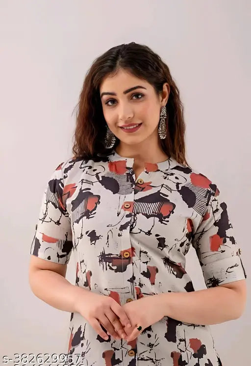 Cotton blend magic print kurti for women, short sleeves, vibrant Indian fashion