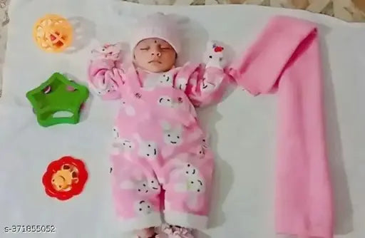 Woolen printed festive sweater pyjama for new born babies (0-3 months), India