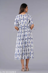 Rayon short-sleeved printed women's kurta, floral design, Indian origin