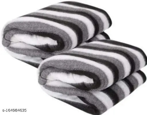 Black and White striped fleece blankets, 500TC, pack of 2, Wavva polyester blend