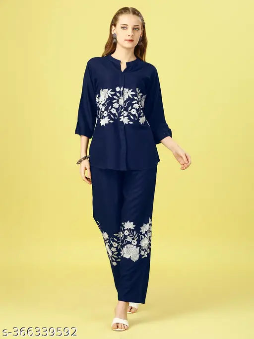 Viscose rayon mandarin collar top & bottom set for women, Indian-made, vibrant outfit with short sleeves and matching sizes M, L, XL, XXL