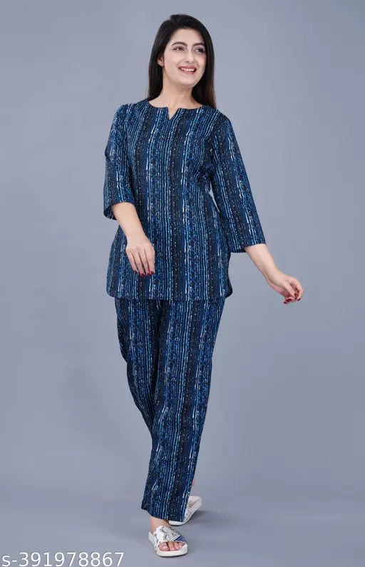 Blue cotton pyjamas with three-quarter sleeves and printed net pattern, work-from-home or rest-from-home comfort, India origin