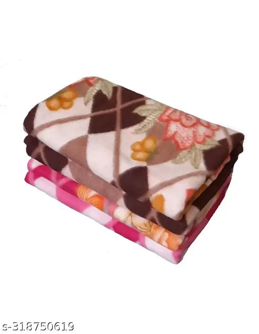 Alluring baby fleece single blanket, lightweight & durable yarn, ideal for summer/winter use, free size (86in x 56in), made in India