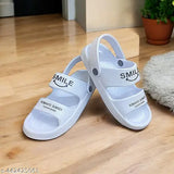 Boys' stylish EVA flip-flops, lightweight and waterproof, comfortable for boys' play in various colors