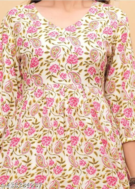 Rayon floral printed flared pyjamas set with three-quarter sleeves, India origin